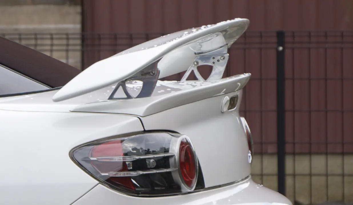 エアロパーツ取り付け